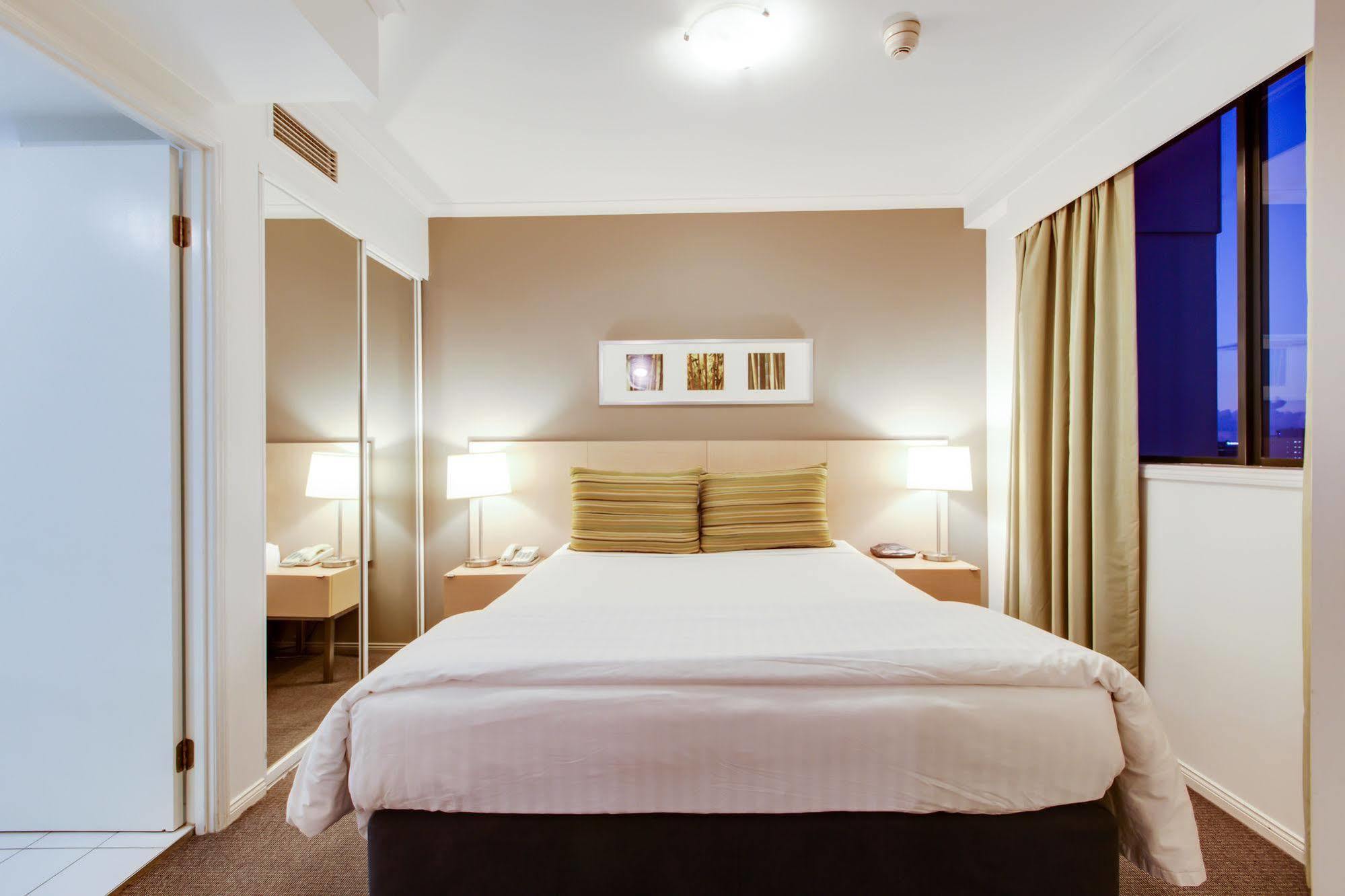 Adina Apartment Hotel Brisbane Eksteriør billede